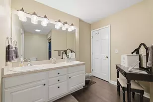 1055 Crestfield St, Ontario, OH 44906 - Photo 5