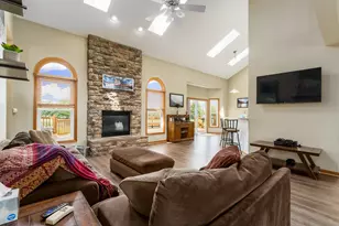 1691 E Glenhurst Dr NW, Lancaster, OH 43130 - Photo 9