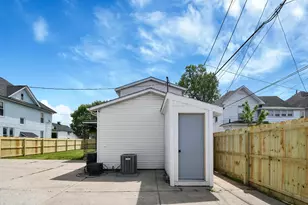 18 E Oak St, Newark, OH 43055 - Photo 33