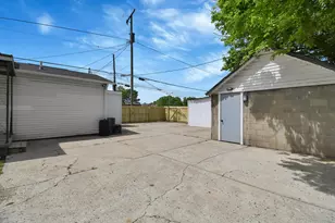 18 E Oak St, Newark, OH 43055 - Photo 35