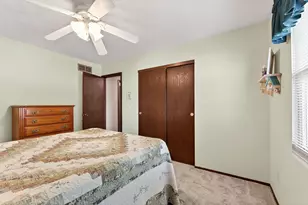 2040 Tuckaway Ct, Columbus, OH 43228 - Photo 31