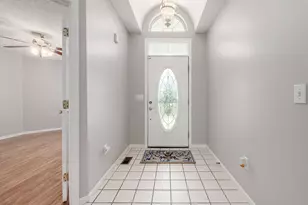 2107 Hayer Ct, Lewis Center, OH 43035 - Photo 5