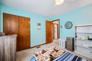 3647 Seattle Slew Dr, Columbus, OH 43221 - Photo 15