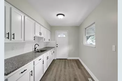 1236 Grovewood Drive, Columbus, OH 43207 - Photo 17