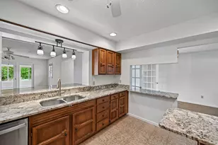 676 Fairlawn Dr, Circleville, OH 43113 - Photo 13