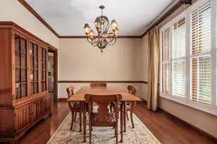 3818 Riverwatch Ln, Columbus, OH 43221 - Photo 11
