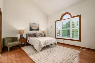 3818 Riverwatch Ln, Columbus, OH 43221 - Photo 25