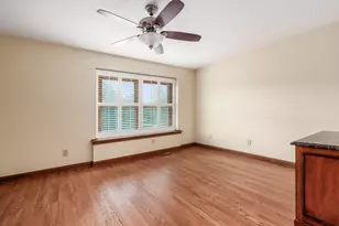 3818 Riverwatch Ln, Columbus, OH 43221 - Photo 33