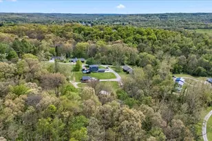 3667 Sunset Dr, Zanesville, OH 43701 - Photo 3