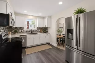 1676 E Lakeview Ave, Columbus, OH 43224 - Photo 5