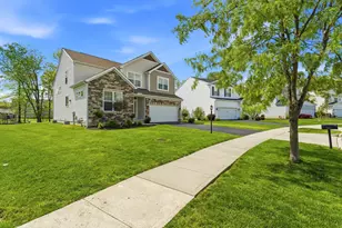 304 Glen Crossing Dr, Etna, OH 43062 - Photo 3