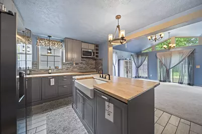 300 Dunbarton Road, Columbus, OH 43230 - Photo 5