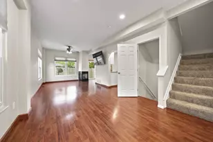 5541 Village Crossing, Hilliard, OH 43026 - Photo 7