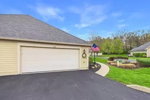 1489 Pine View Dr, Lancaster, OH 43130 - Photo 7