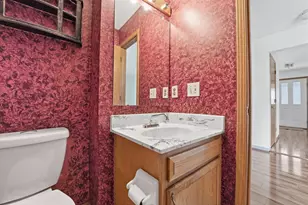 1661 Green Friar Dr, Columbus, OH 43228 - Photo 27