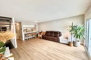 2073 Tamarin Dr, Columbus, OH 43235 - Photo 3