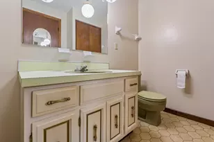 6169 Meadow Wood Ln, Columbus, OH 43228 - Photo 39