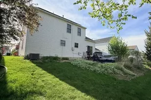 8840 Meadow Grass Ln, Lewis Center, OH 43035 - Photo 19