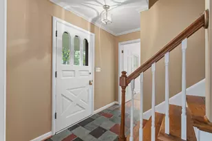 2425 Dorset Rd, Upper Arlington, OH 43221 - Photo 7