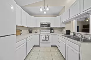 1214 Old Pond Dr, Marion, OH 43302 - Photo 9