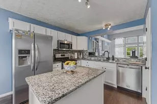 3374 Brook Spring Dr, Grove City, OH 43123 - Photo 9