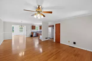 714 Greenbriar Cir, Howard, OH 43028 - Photo 5