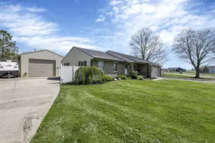 185 Hawthorne Dr SE, Washington Court House, OH 43160 - Photo 3