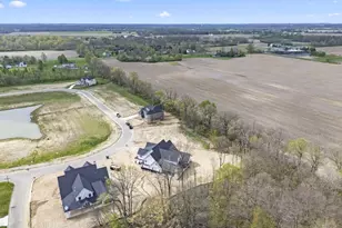 6899 Woodedge Ln, Hilliard, OH 43026 - Photo 129