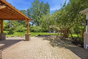 6988 Eastview Dr, Worthington, OH 43085 - Photo 13