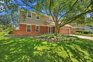 6988 Eastview Dr, Worthington, OH 43085 - Photo 5