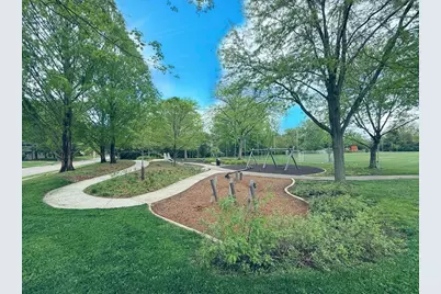 6988 Eastview Drive, Worthington, OH 43085 - Photo 5