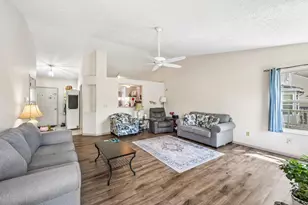 5697 Silver Spurs Ln, Galloway, OH 43119 - Photo 7