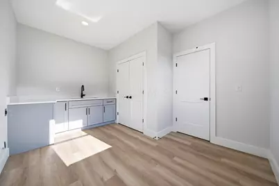 3733 Genessee Avenue, Columbus, OH 43219 - Photo 27