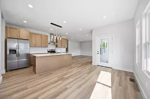 3733 Genessee Ave, Columbus, OH 43219 - Photo 19