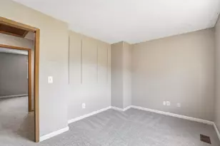 7884 Barkwood Dr, Columbus, OH 43085 - Photo 19