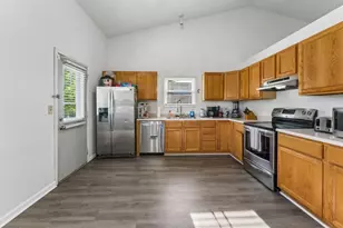 3606 High Creek Dr, Columbus, OH 43223 - Photo 7