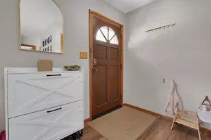 1070 Georgia Rd, Circleville, OH 43113 - Photo 7