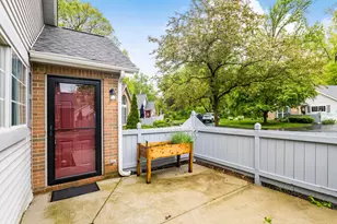 195 Timbers Dr, Columbus, OH 43230 - Photo 17