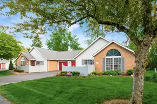 195 Timbers Dr, Columbus, OH 43230 - Photo 3