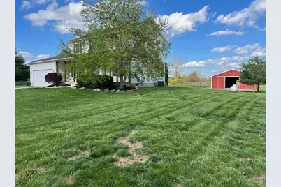 2116 Simmons Church Road, Centerburg, OH 43011 - Photo 37