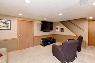 606 Airport Rd, Zanesville, OH 43701 - Photo 35