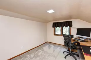 606 Airport Rd, Zanesville, OH 43701 - Photo 33