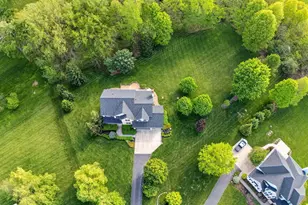 3872 Whispering Creek Ln, Delaware, OH 43015 - Photo 45