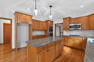 3872 Whispering Creek Ln, Delaware, OH 43015 - Photo 11