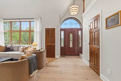 2350 Zollinger Road, Upper Arlington, OH 43221 - Photo 9