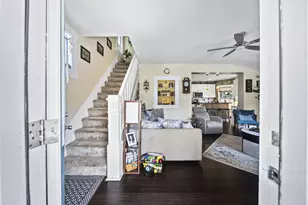 1040 S Champion Ave, Columbus, OH 43206 - Photo 7