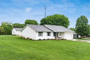 6159 Watkins Rd SW, Pataskala, OH 43062 - Photo 3