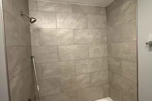 2498 Renwood Pl, Columbus, OH 43211 - Photo 5