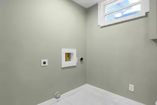 5085 Brush Ridge Ct, Columbus, OH 43228 - Photo 15
