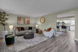5085 Brush Ridge Ct, Columbus, OH 43228 - Photo 3